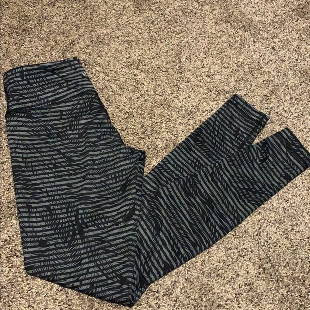 Lululemon tights